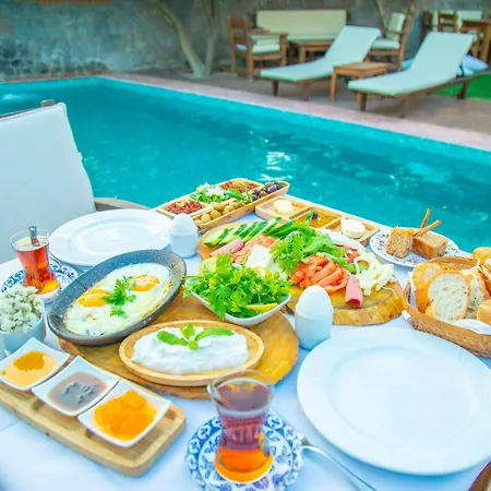 Otel Kordelya